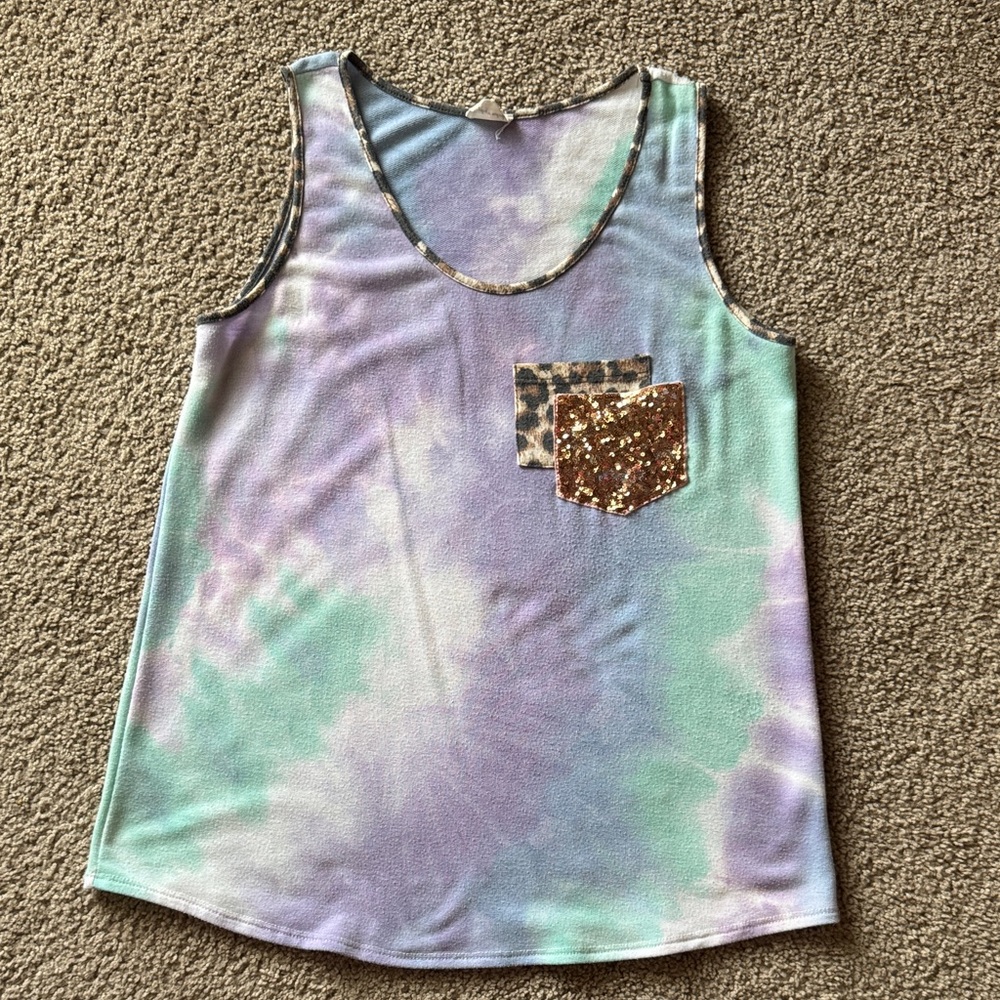 Woman’s Tie-Dye Tank Top with Sequin Pocket